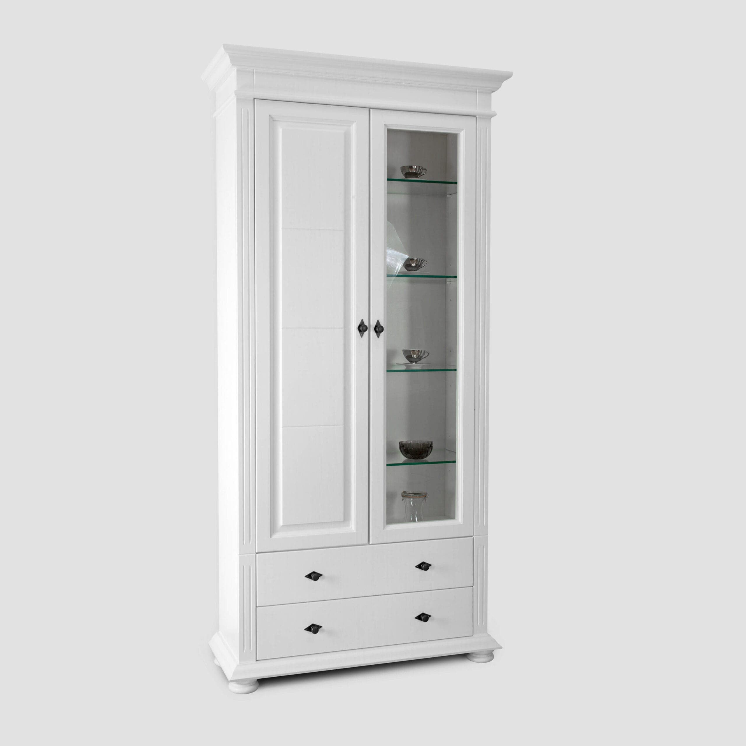 Große Massivholz-Vitrine Skagen mit Glastüren